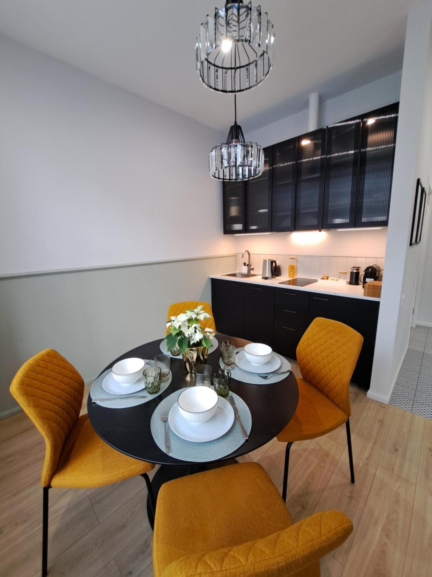 Golden Palms Apartment In The City Centre Рига Екстериор снимка