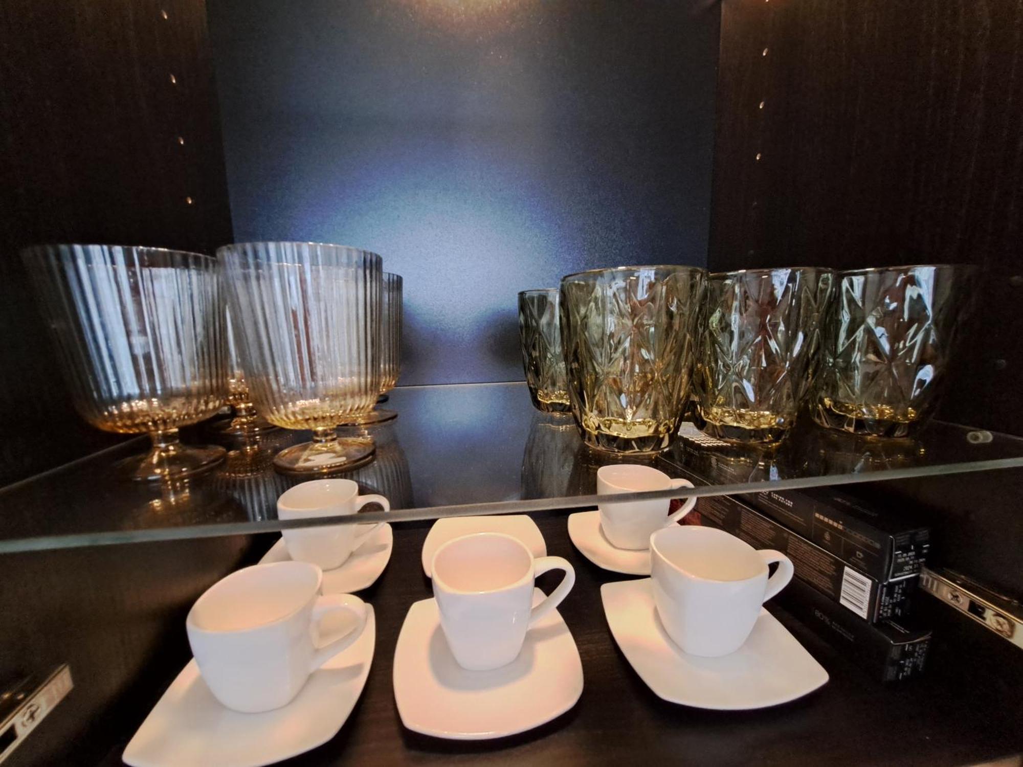 Golden Palms Apartment In The City Centre Рига Екстериор снимка