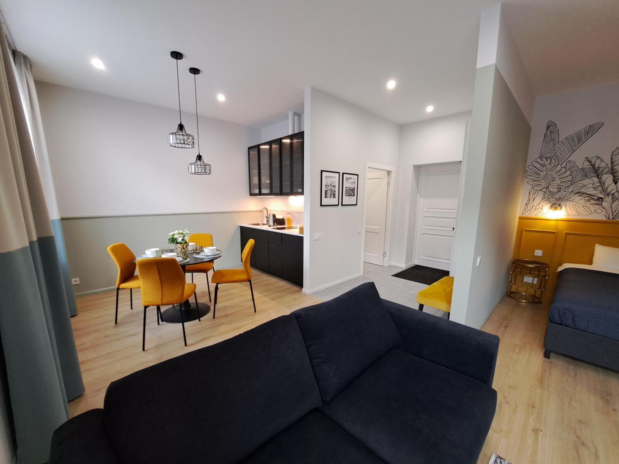 Golden Palms Apartment In The City Centre Рига Екстериор снимка